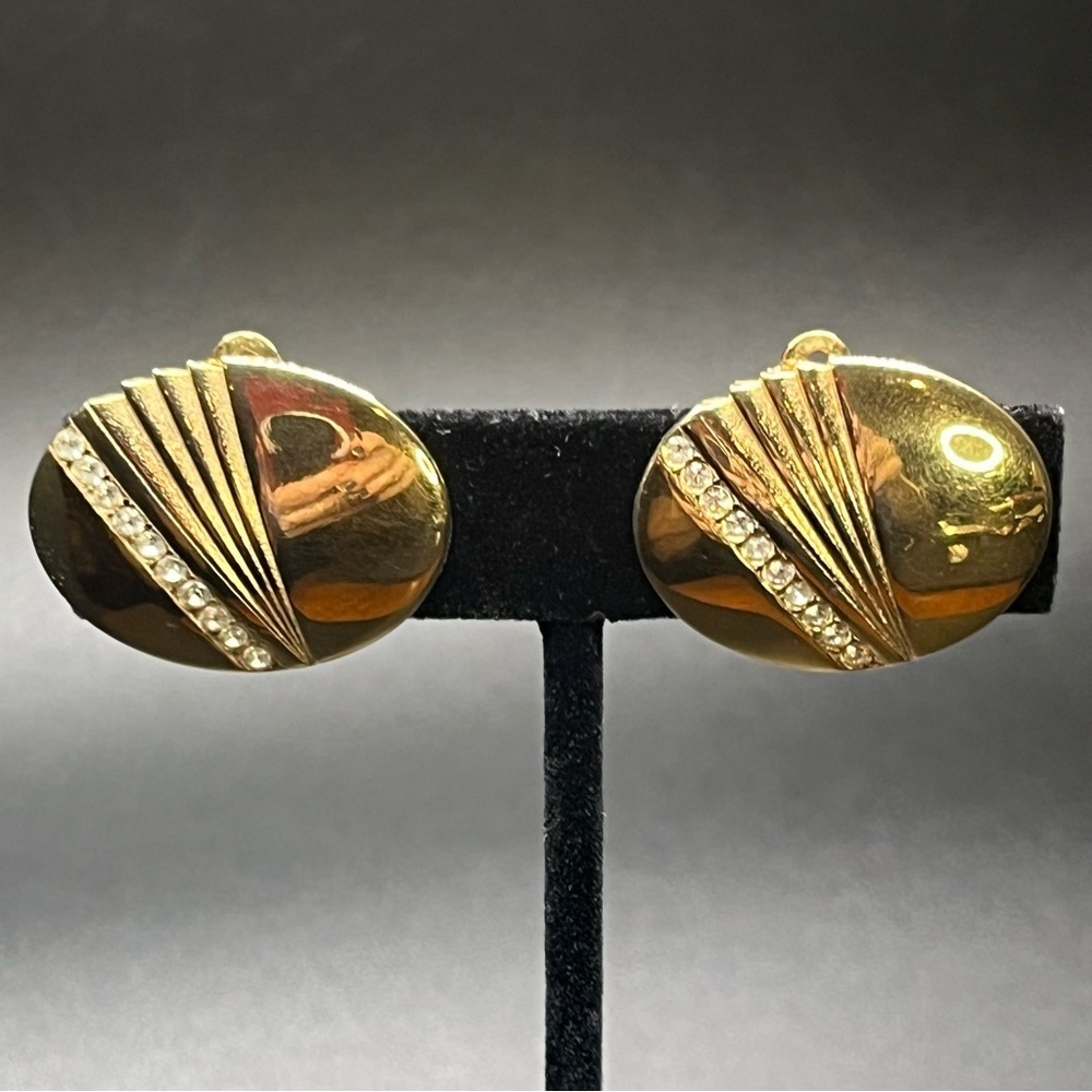 Vintage Givenchy Gold Tone Clip Earrings - Picture 4 of 7
